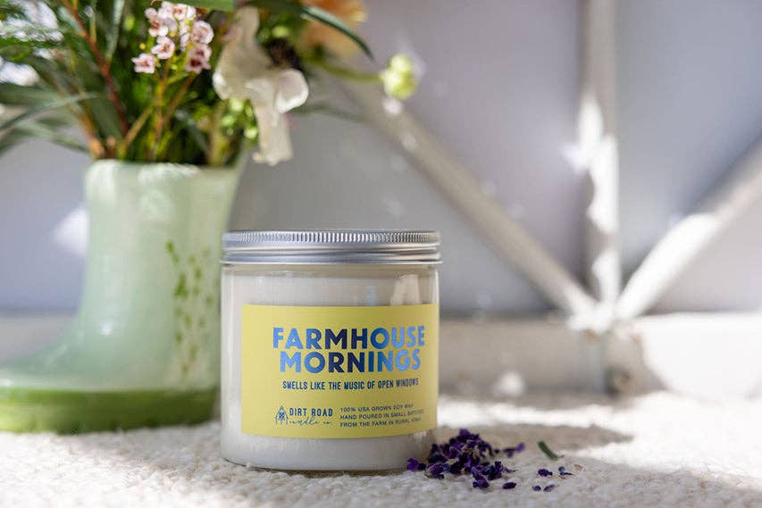 Dirt Road Candle Co - Farmhouse Mornings Candle: 8 oz Candle