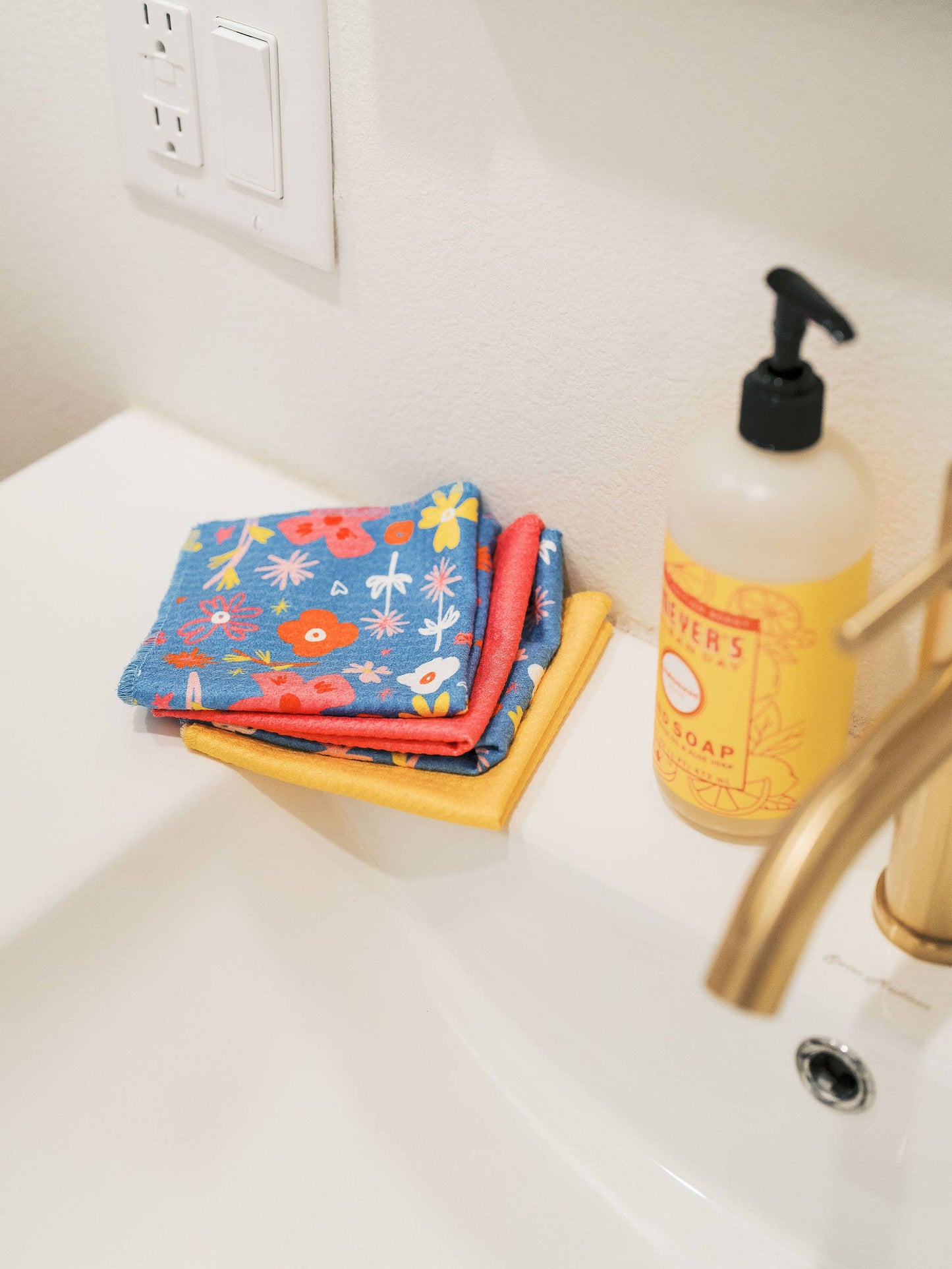 Doe A Deer - Happy Flowers Wafflecloths | microfiber dish cloth