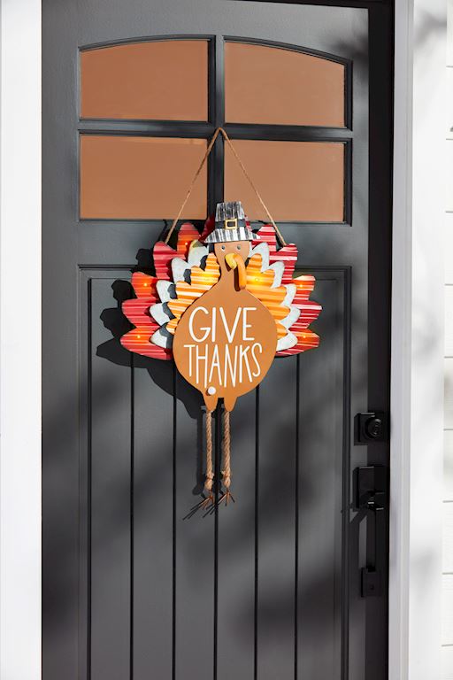 Gobbling Turkey Door Hanger