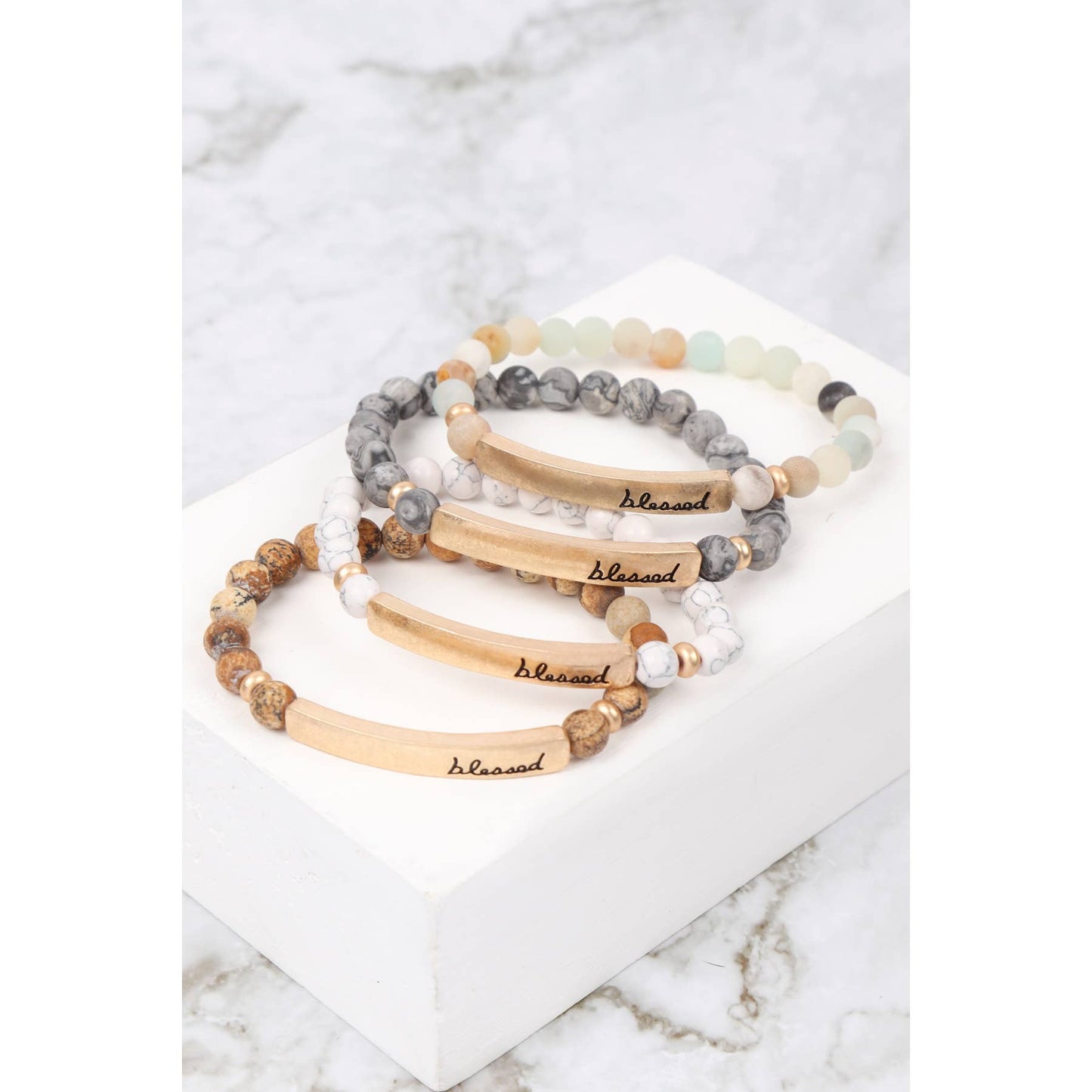 Blessed NATURAL STONE BEADS STRECH BRACELET: WHITE