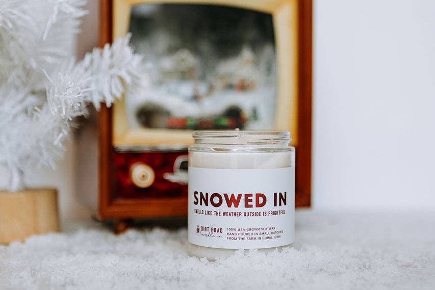 Dirt Road Candle Co - Snowed In Candle: 8 oz Candle
