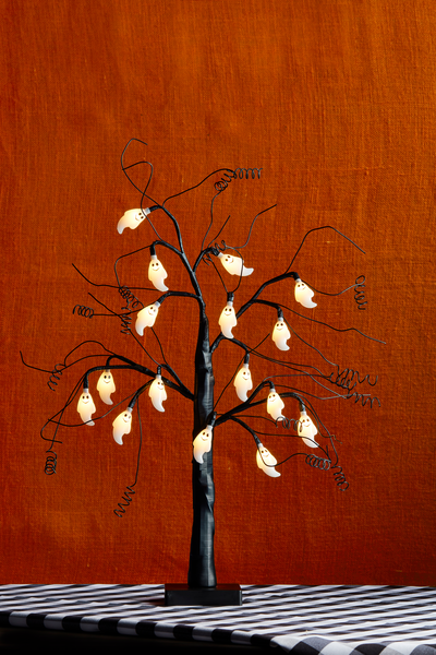 Ghost Light-Up Tree
