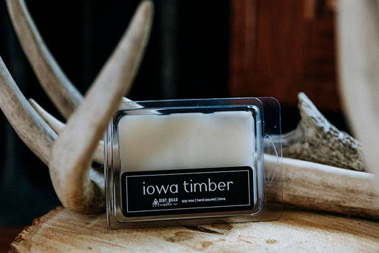 Dirt Road Candle Co - Iowa Timber Wax Melts