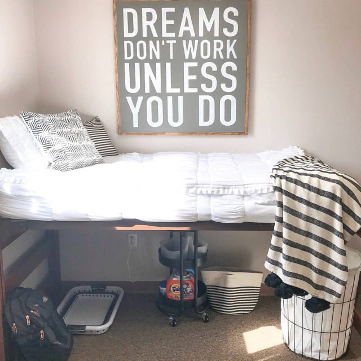 Dreams Don't Work Unless You Do Wood Sign: White sign/black lettering / 9"X9"