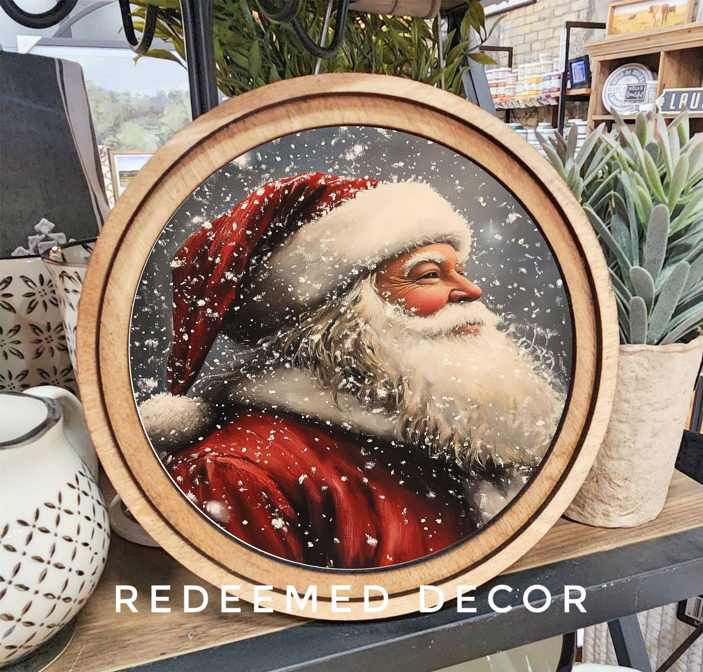 Round Antique Santa Art