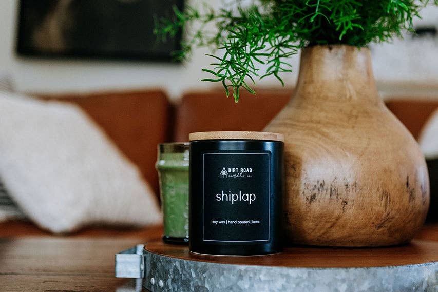 Dirt Road Candle Co - Shiplap Candle: 12 oz