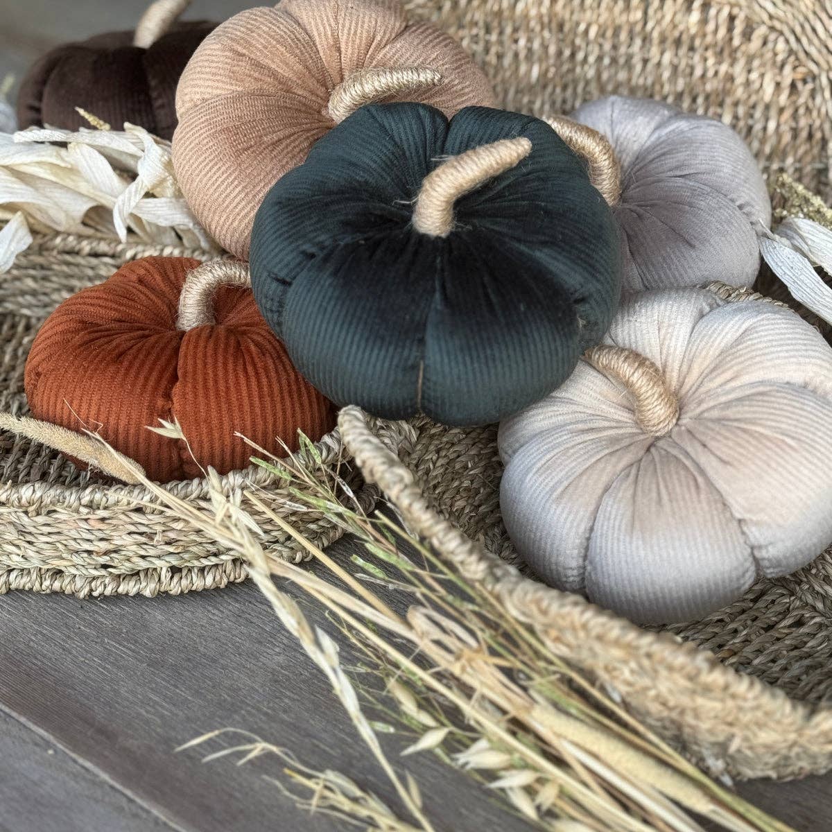 Med. Hunter Corduroy Pumpkin