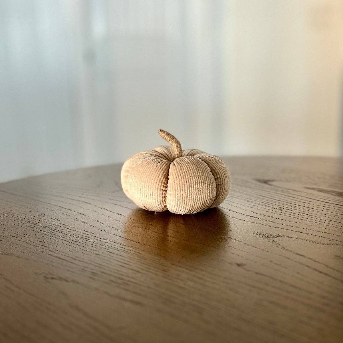 Med. Almond Corduroy Pumpkin