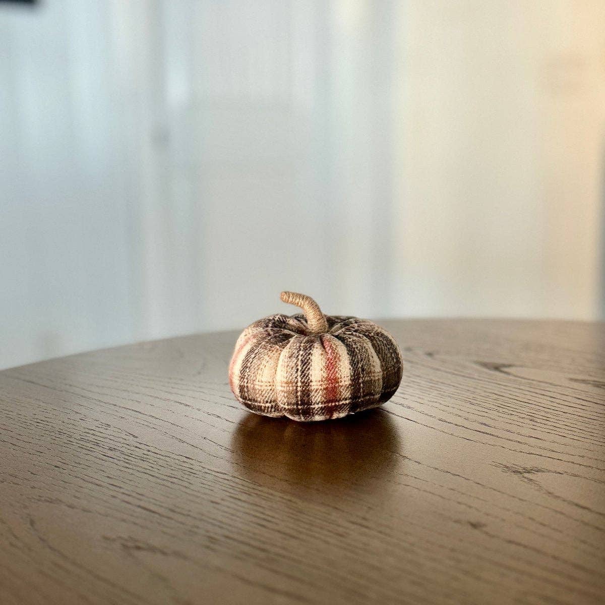 Medium Sienna Plaid Pumpkin