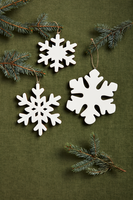 LG ENAMEL SNOWFLAKE ORNAMENT