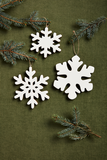 SM ENAMEL SNOWFLAKE ORNAMENT