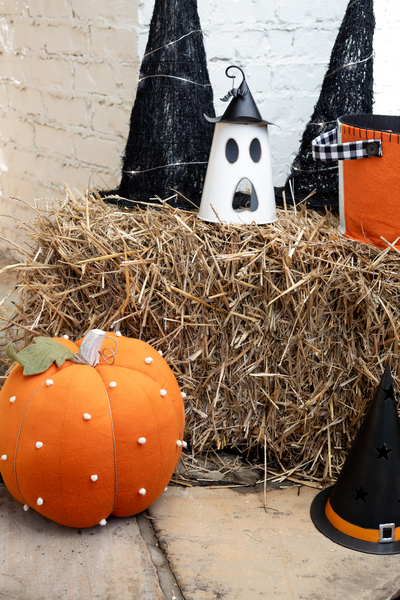 ORANGE DOTTED STUFFED PUMPKIN